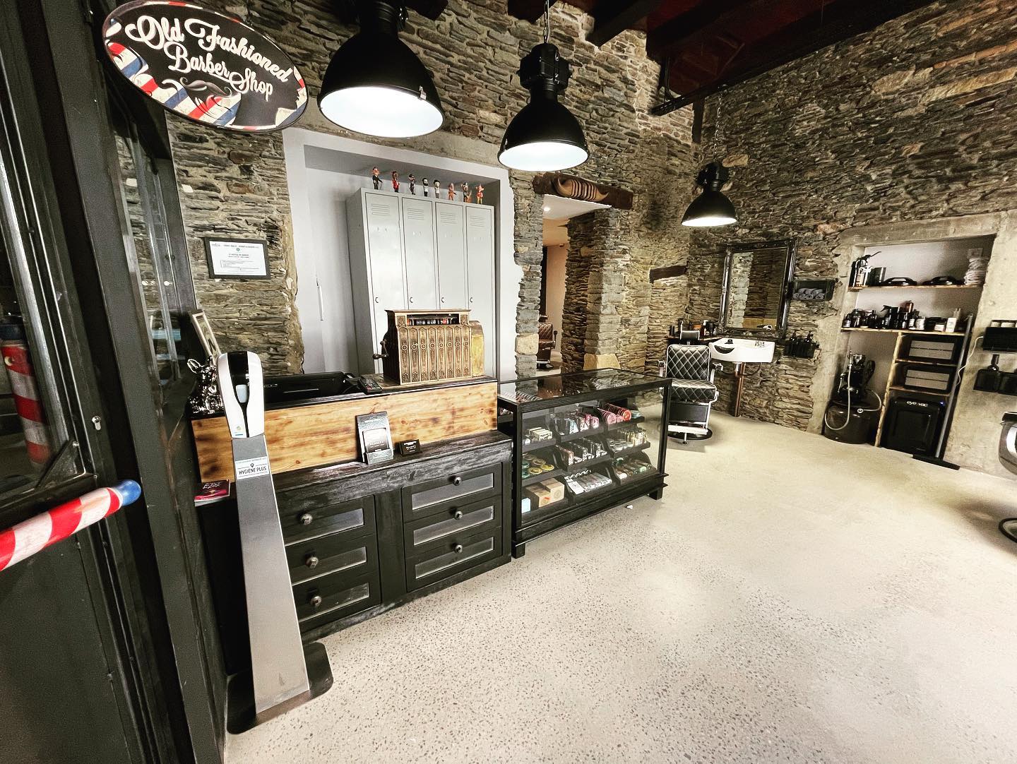 Barbier / Coiffeur hommes 12 rue Beaumanoir à Ploërmel | Le fauteuil du